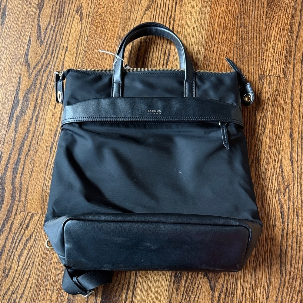 Targus California Black Women's Tote Backpack Office Casual School